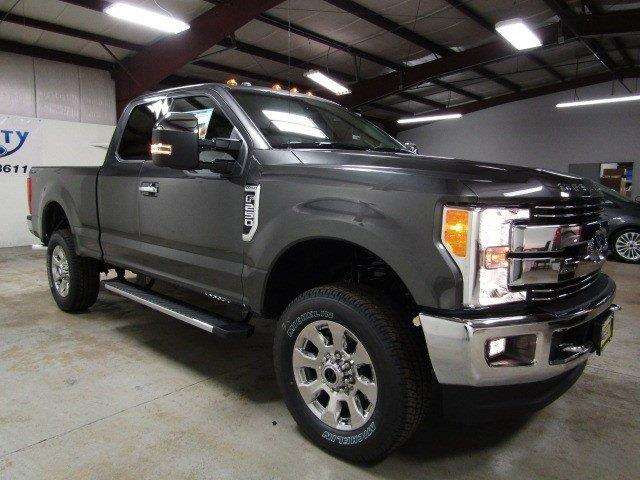 Ford F-250 Super Duty 2017 photo 3